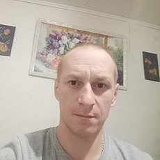Витя, 42