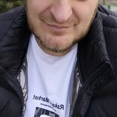 Слава, 38