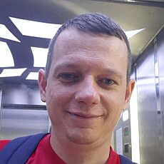 Михаил, 42