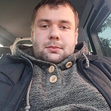 Артур, 32