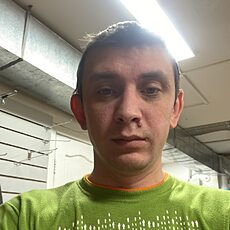 Владислав, 33
