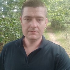 Толя, 35