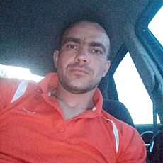 Тим, 32