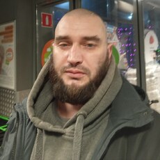 Витя, 39
