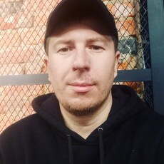 Вова, 32