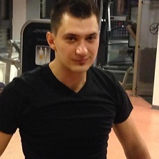 Владимир, 33