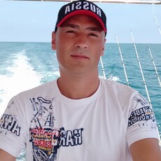 Гена, 44