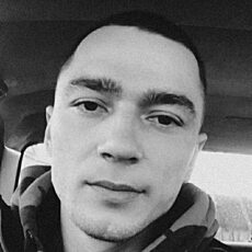 Даня, 29