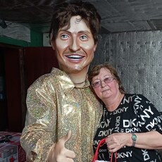 Есения, 62