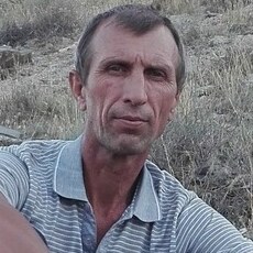 Валя, 54