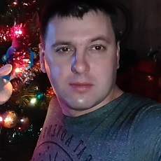 Роман, 38