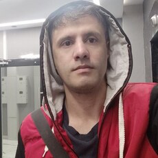 Слава, 42