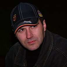 Лаврик, 52