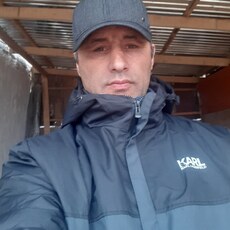 Виталя, 47