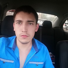 Даня, 33