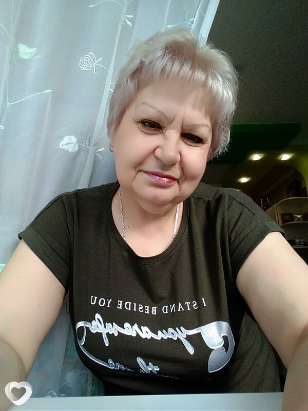 Надя