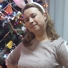 Зоя, 44