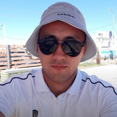 Сеня, 31
