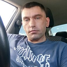 Илья, 37