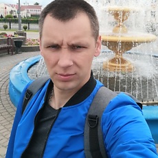 Яша, 36
