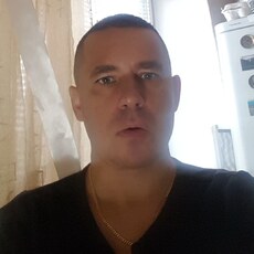 Артур, 35