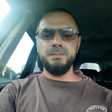 Юрий, 38