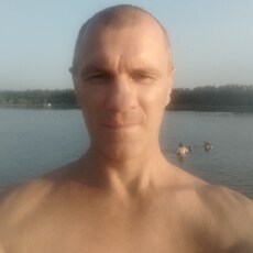 Валера, 45