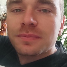 Юрий, 32