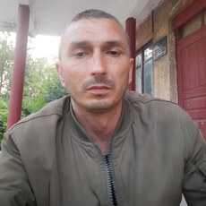 Паша, 32