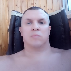 Толя, 49