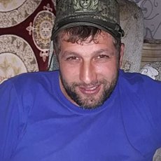 Эдуард, 36