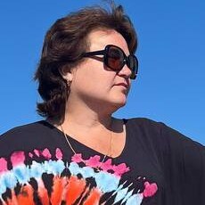 Юлиана, 45