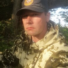 Назар, 37