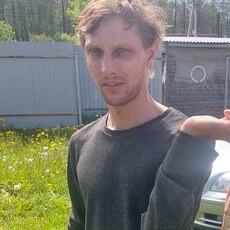Веня, 36