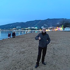 Слава, 43