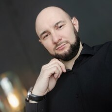 Назар, 35