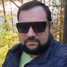 Ян, 37