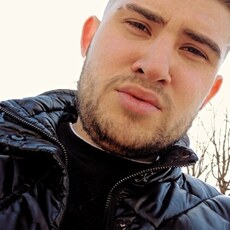 Донат, 32