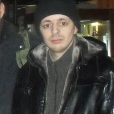 Виталя, 40
