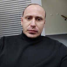 Виктор, 45