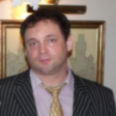 Лукас, 42