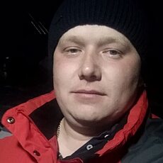 Остап, 33