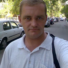 Макс, 46