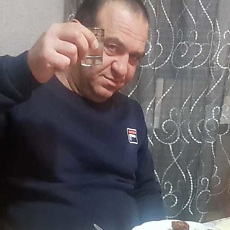 Тарас, 46