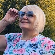 Зоя, 53