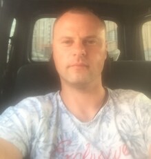 Андрюха, 40