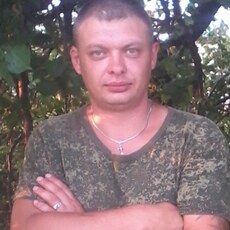 Эдуард, 36