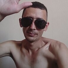 Лаврик, 36