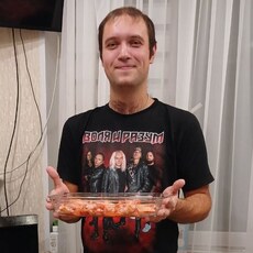 Даня, 32