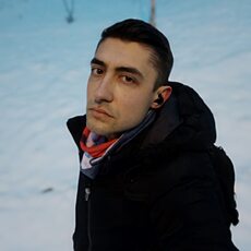 Ярослав, 33